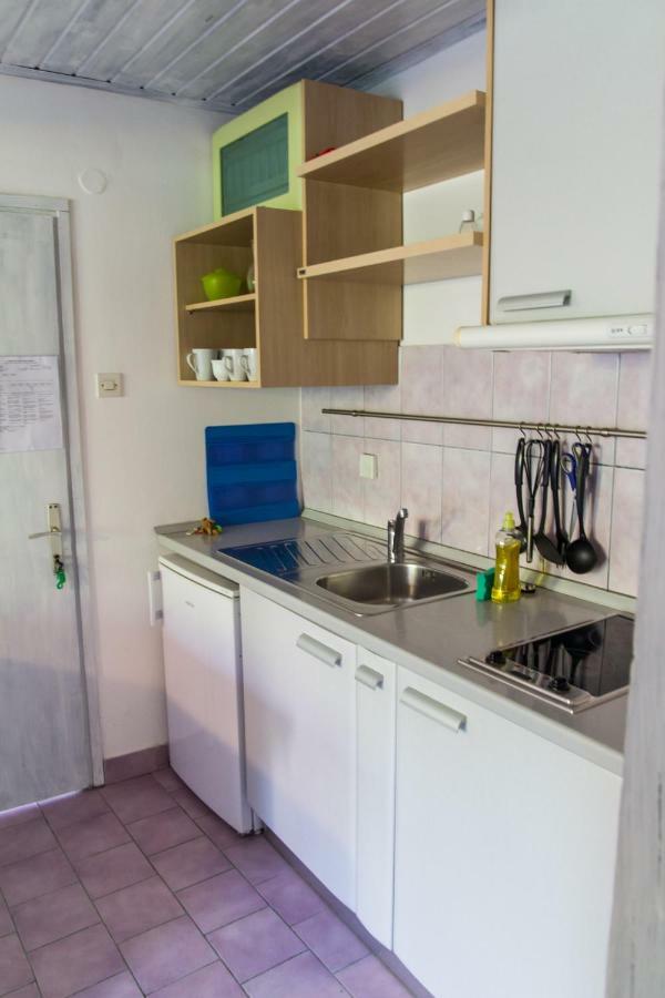 Karmen A Apartment Veli Losinj Luaran gambar